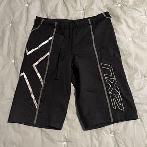 2XU biker shorts